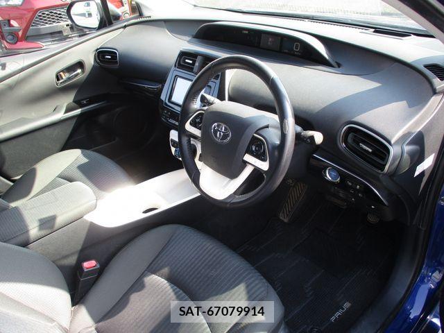 Toyota PRIUS 2016-06 8316493-12