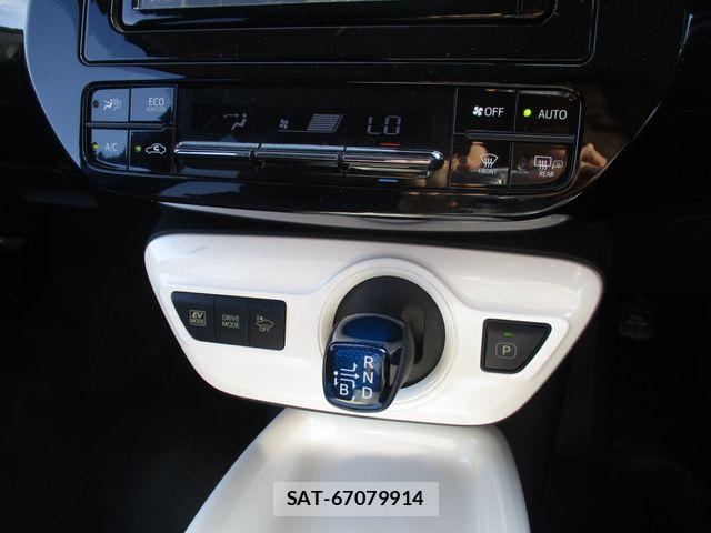 Toyota PRIUS 2016-06 8316493-16