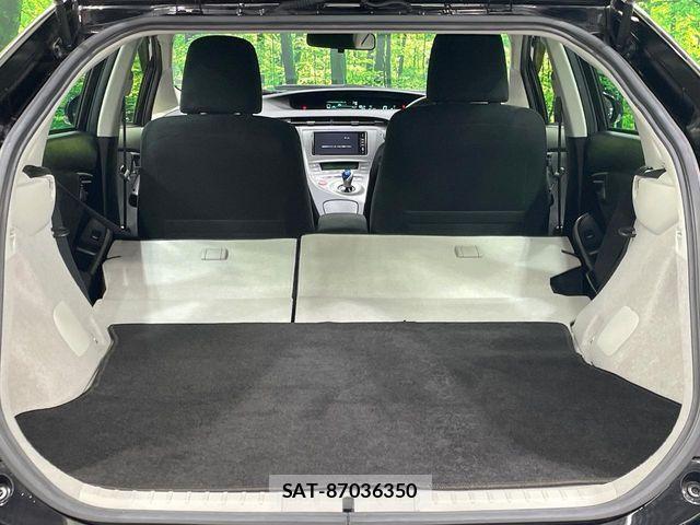 Toyota PRIUS 2012-09 8316489-10