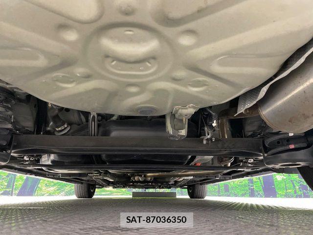 Toyota PRIUS 2012-09 8316489-18