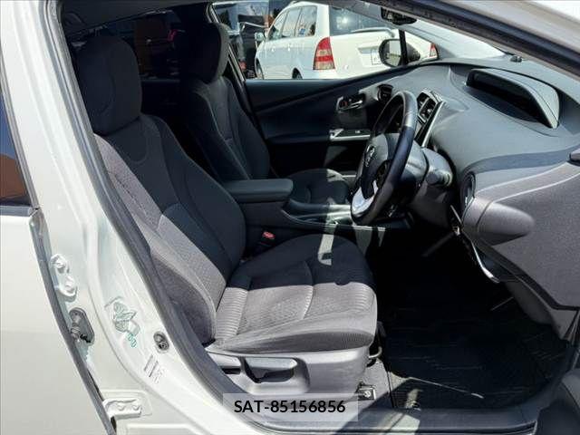 Toyota PRIUS 2017-09 8316487-15