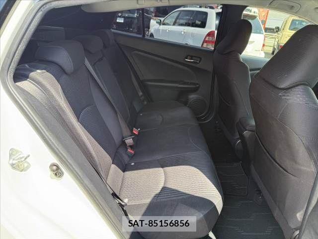 Toyota PRIUS 2017-09 8316487-19