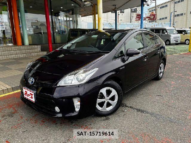 Toyota PRIUS 2014-02 8316492-0