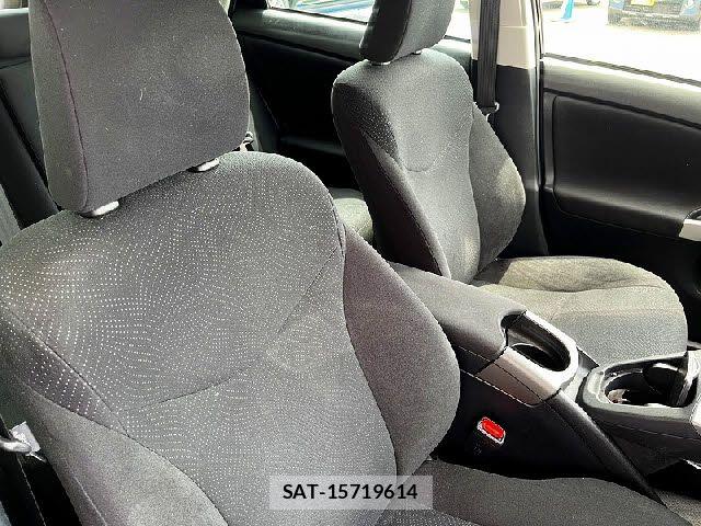 Toyota PRIUS 2014-02 8316492-9