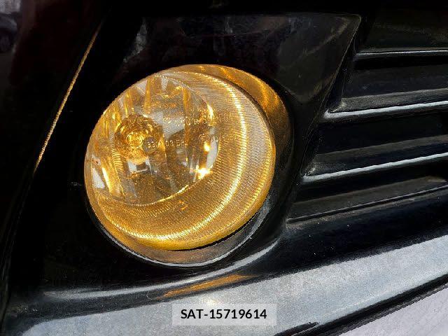 Toyota PRIUS 2014-02 8316492-26