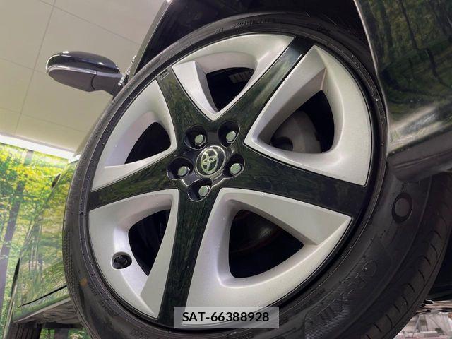 Toyota PRIUS 2016-05 8316474-12