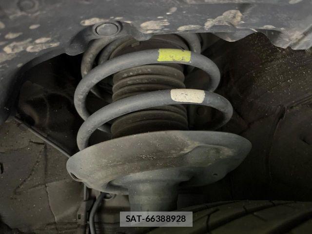 Toyota PRIUS 2016-05 8316474-19
