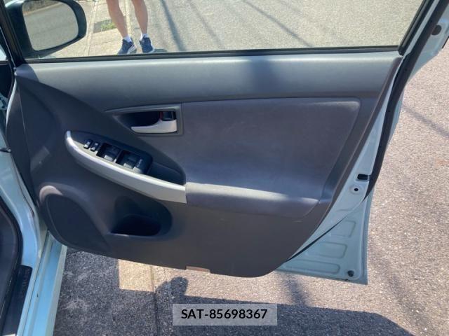 Toyota PRIUS 2009-08 8316521-7