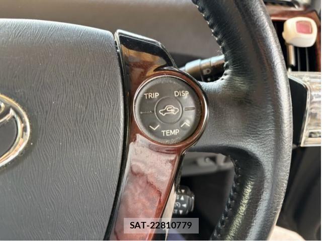 Toyota PRIUS 2010-12 8316547-12