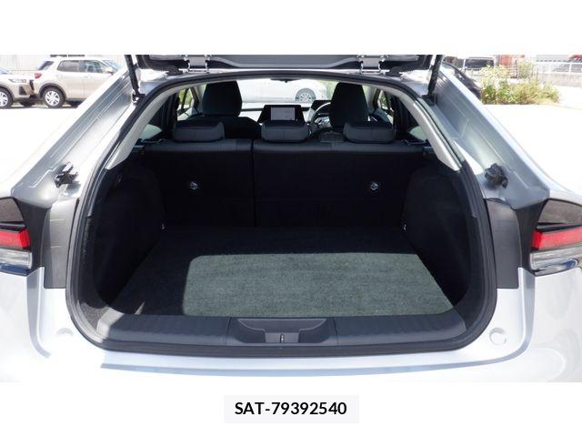 Toyota PRIUS 2023-10 8316436-9