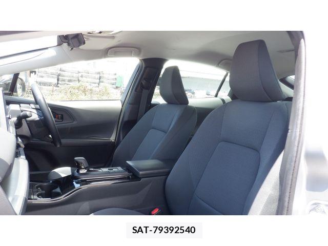 Toyota PRIUS 2023-10 8316436-12