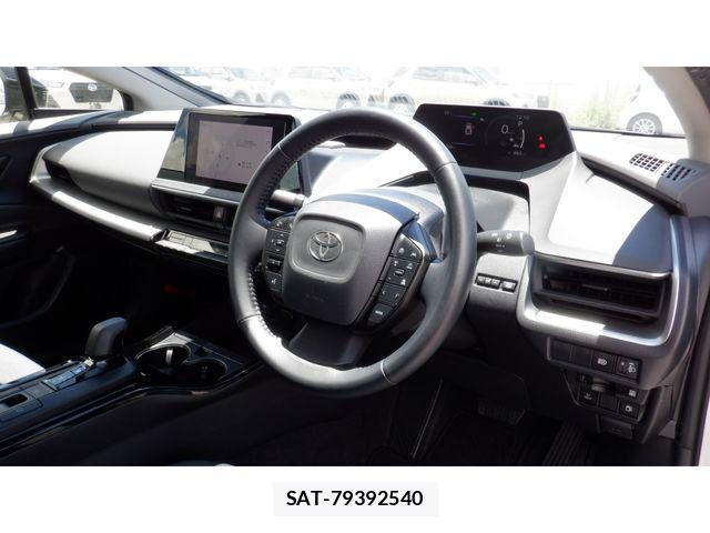 Toyota PRIUS 2023-10 8316436-16