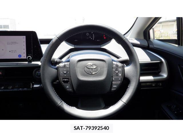 Toyota PRIUS 2023-10 8316436-17