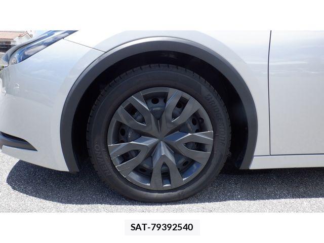 Toyota PRIUS 2023-10 8316436-28