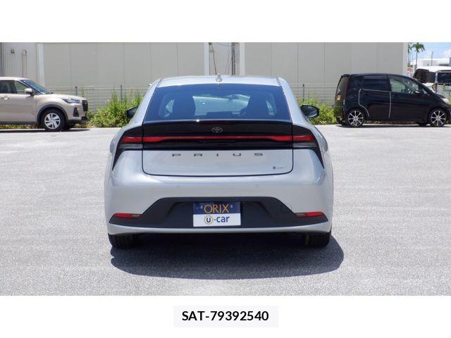 Toyota PRIUS 2023-10 8316436-4