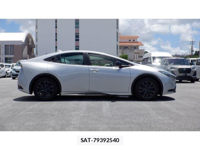 Toyota PRIUS 2023-10 8316436-6