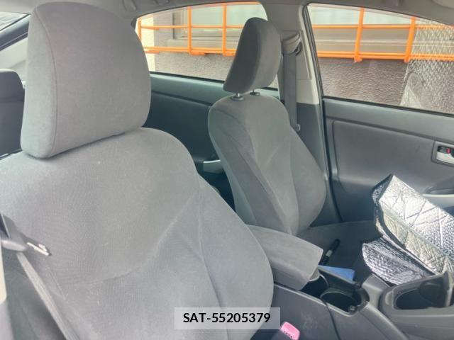 Toyota PRIUS 2010-06 8316527-10