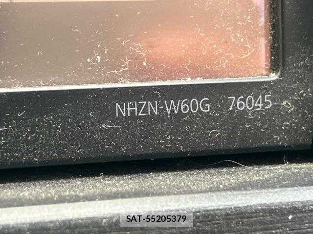 Toyota PRIUS 2010-06 8316527-20