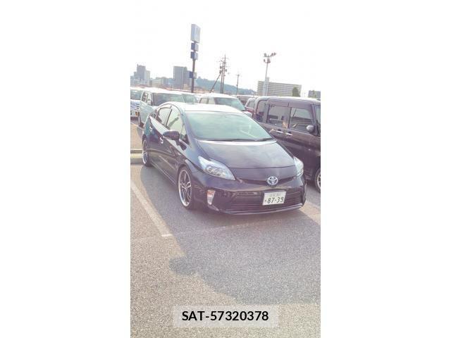 Toyota PRIUS 2013-10 8316523-0