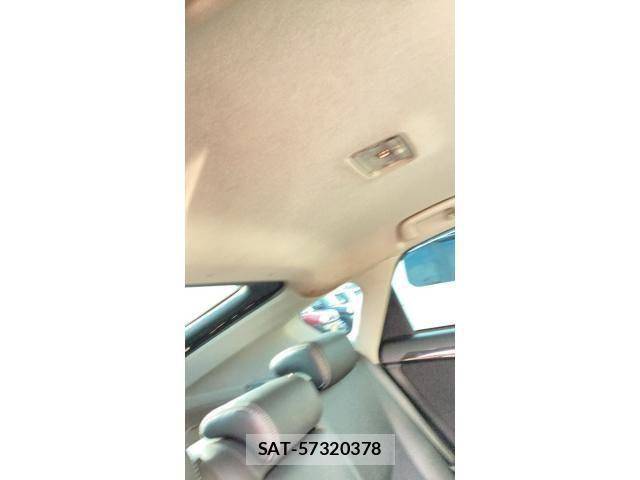 Toyota PRIUS 2013-10 8316523-11
