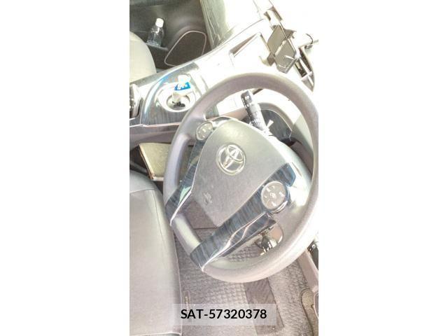 Toyota PRIUS 2013-10 8316523-18