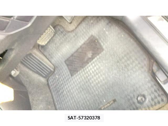 Toyota PRIUS 2013-10 8316523-25