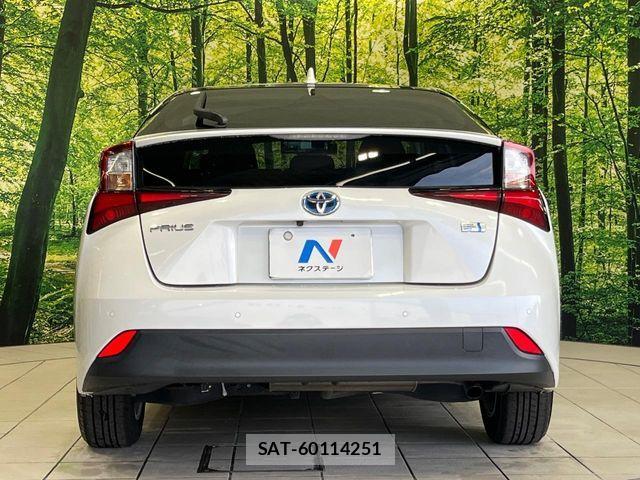 Toyota PRIUS 2020-12 8316438-15