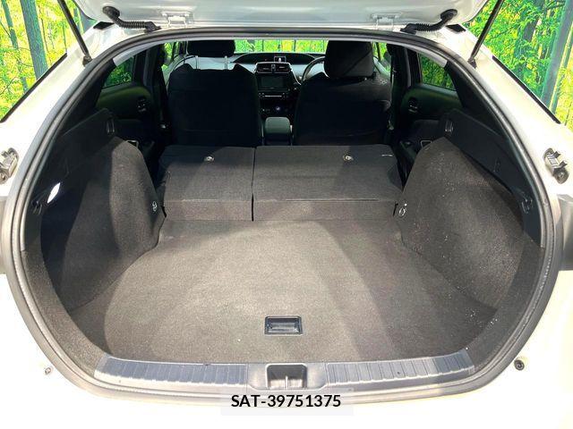 Toyota PRIUS 2018-10 8316472-9