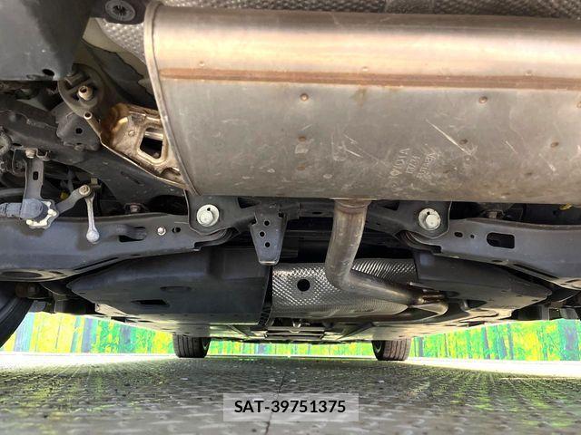 Toyota PRIUS 2018-10 8316472-18
