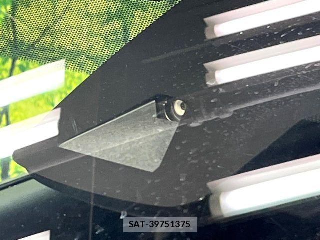 Toyota PRIUS 2018-10 8316472-2