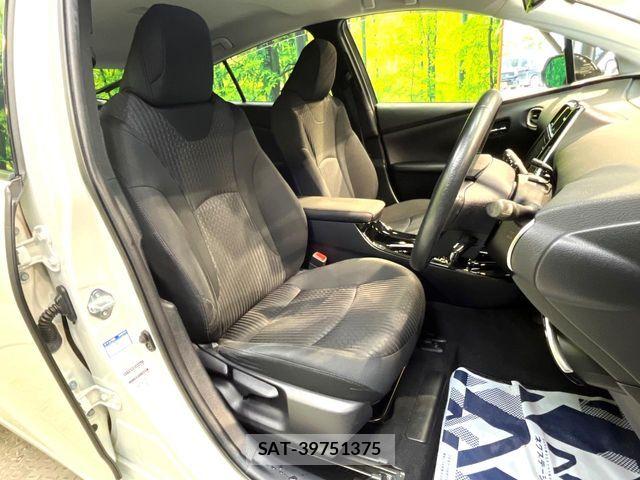 Toyota PRIUS 2018-10 8316472-7