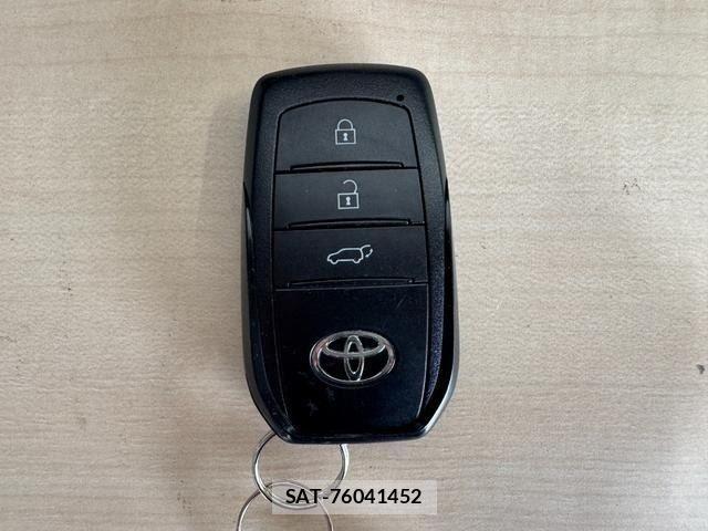 Toyota PRIUS 2023-07 8316426-29