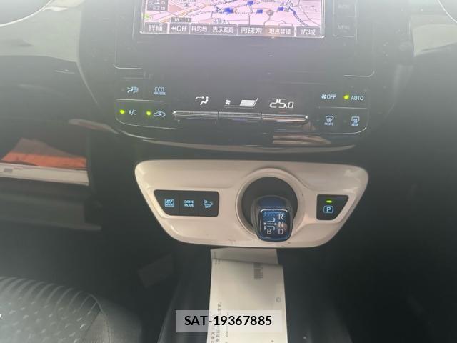 Toyota PRIUS 2016-02 8316499-19