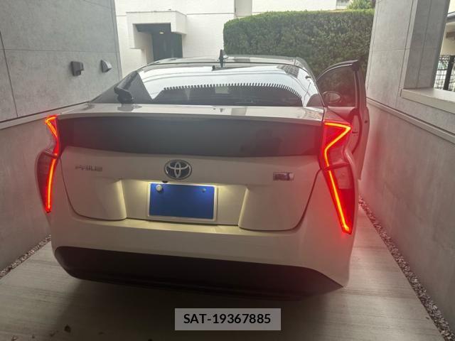 Toyota PRIUS 2016-02 8316499-4
