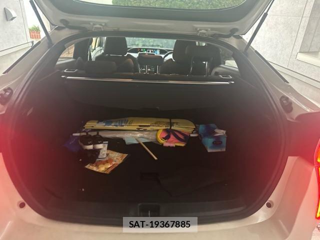 Toyota PRIUS 2016-02 8316499-7
