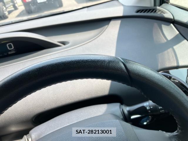 Toyota PRIUS 2016-03 8316463-11