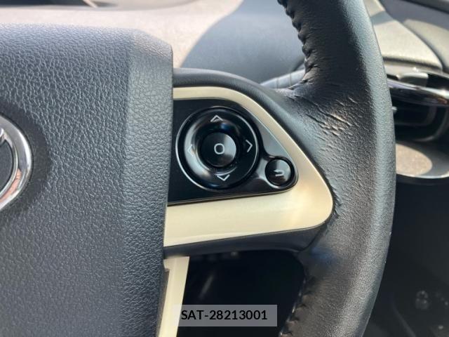 Toyota PRIUS 2016-03 8316463-12