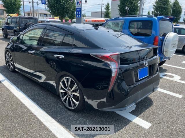 Toyota PRIUS 2016-03 8316463-2