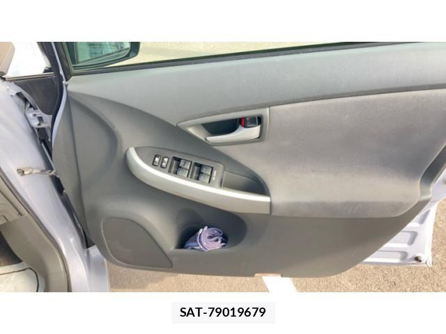Toyota PRIUS 2009-09 8316526-9