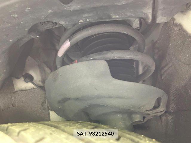 Toyota PRIUS 2020-06 8316469-19
