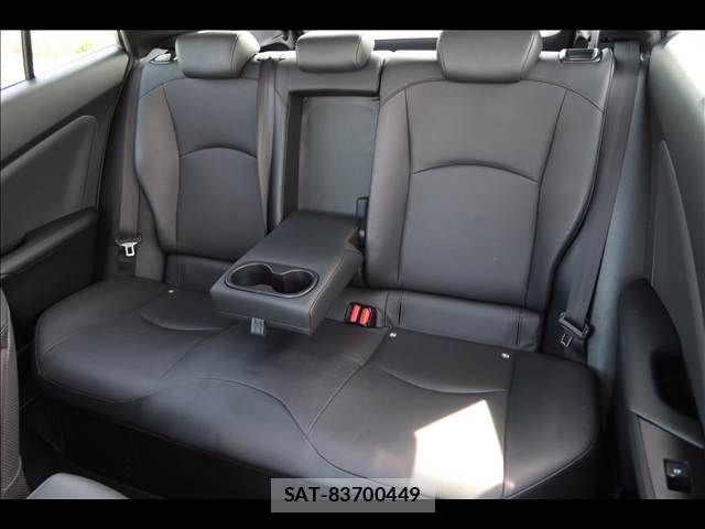 Toyota PRIUS 2016-10 8316467-20