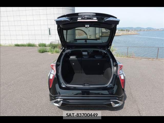 Toyota PRIUS 2016-10 8316467-21