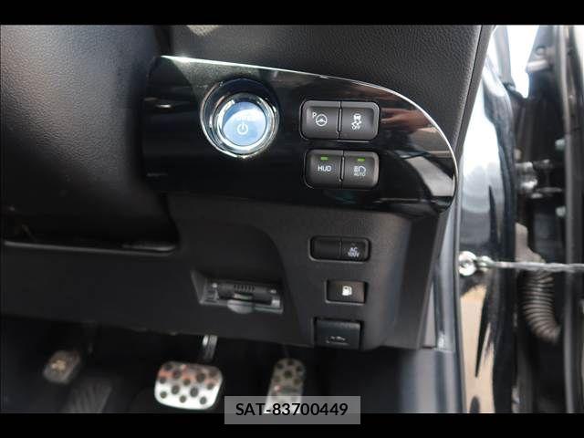 Toyota PRIUS 2016-10 8316467-27