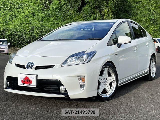 Toyota PRIUS 2013-12 8316502-0