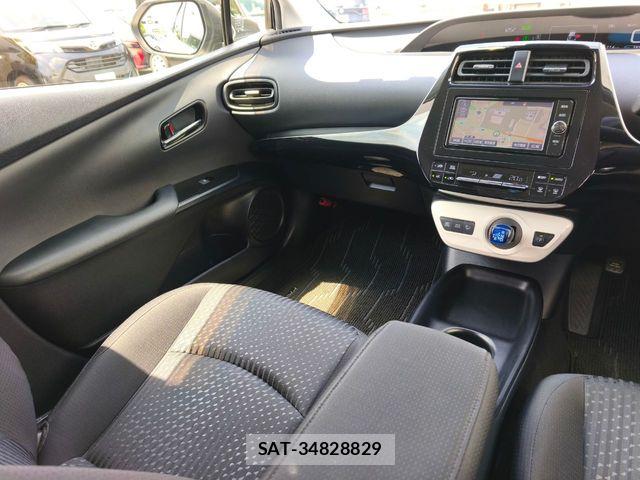 Toyota PRIUS 2017-09 8316459-7