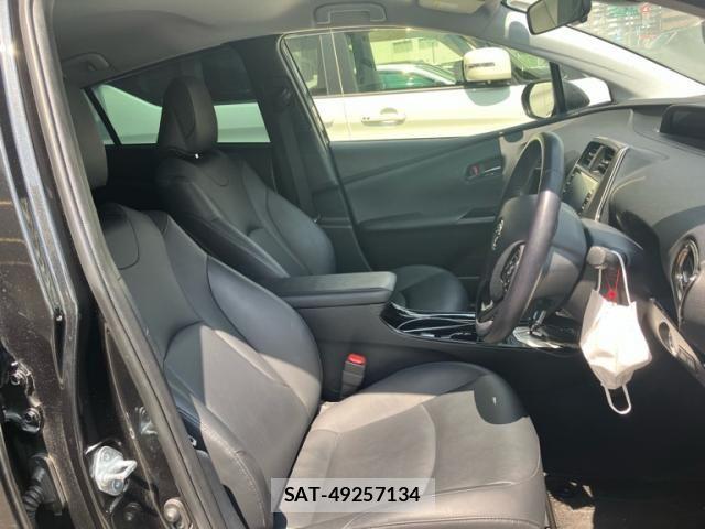 Toyota PRIUS 2022-03 8316437-16