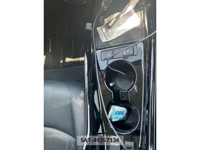 Toyota PRIUS 2022-03 8316437-21