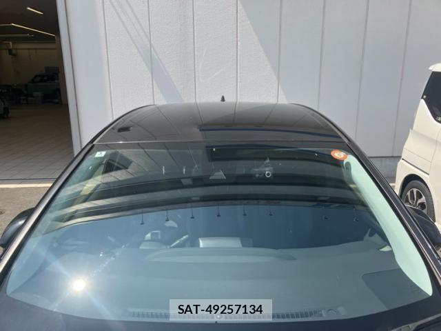 Toyota PRIUS 2022-03 8316437-4