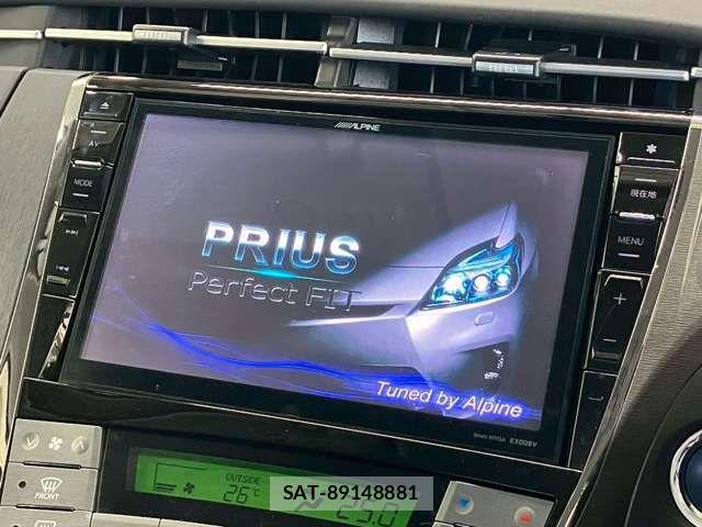 Toyota PRIUS 2014-05 8316490-1
