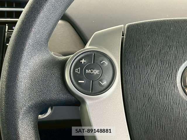 Toyota PRIUS 2014-05 8316490-5